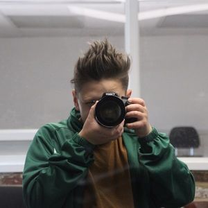 Meet your Posher, Louis